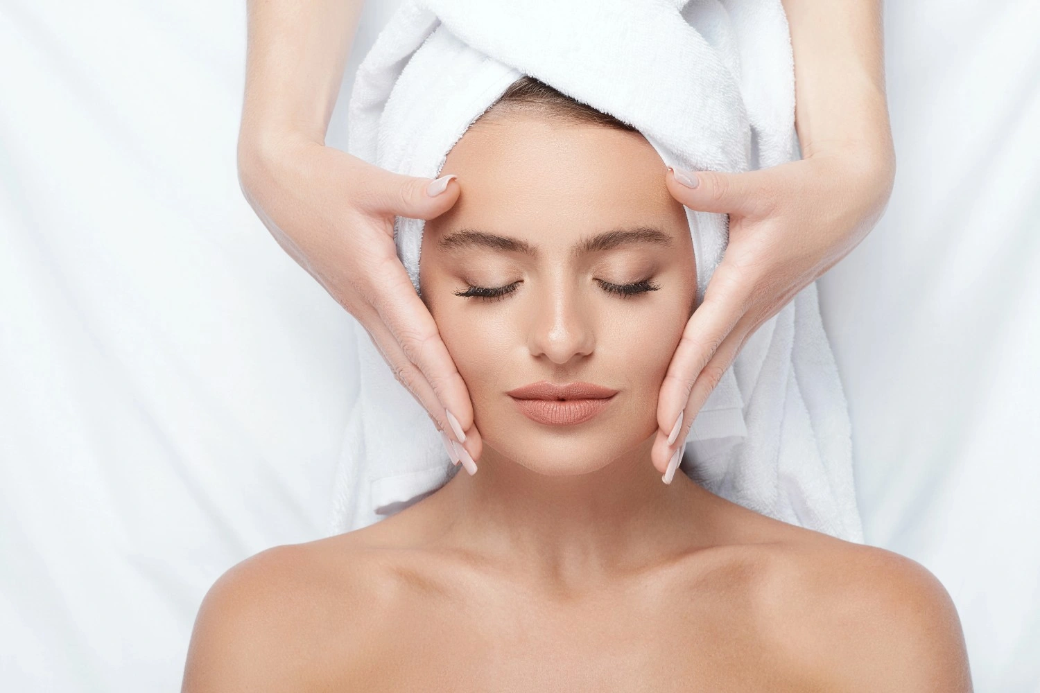 Top Benefits of a DiamondGlow Facial for All Skin Types